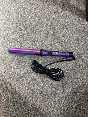 Solia Iridescent Purple Curling Wand